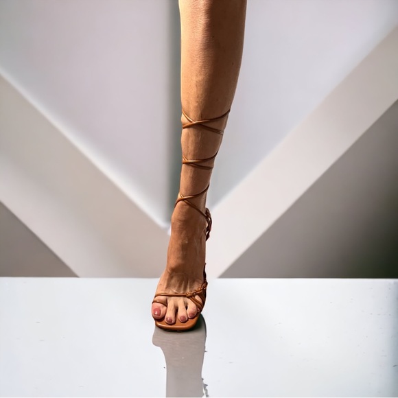 NIB Azalea Wang - Picture 9 of 11